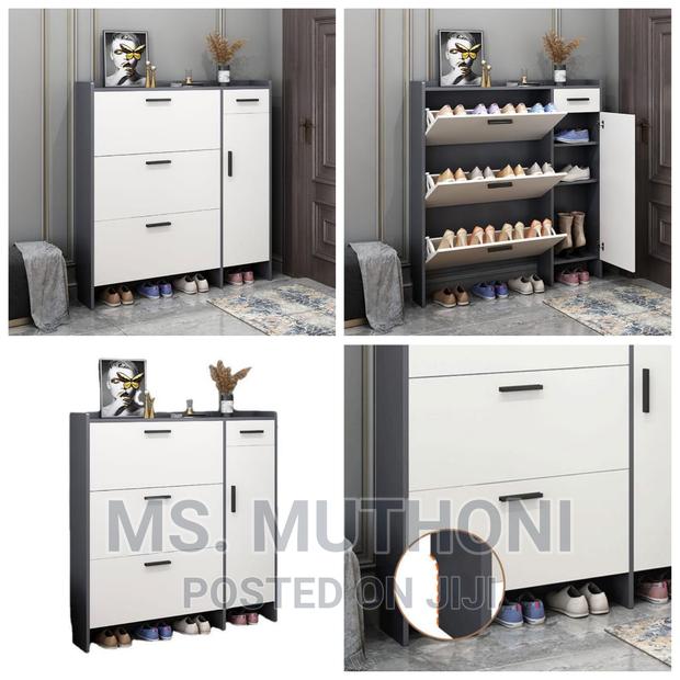 Bucket Flip Shoe Rack - main view