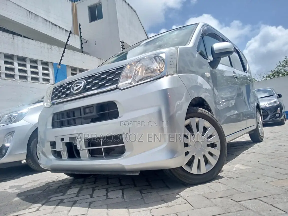 Daihatsu Move 2016 Silver
