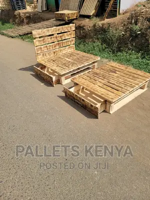 Pallet Bed- 4*6 Blazed Bed With Drawers.(#16