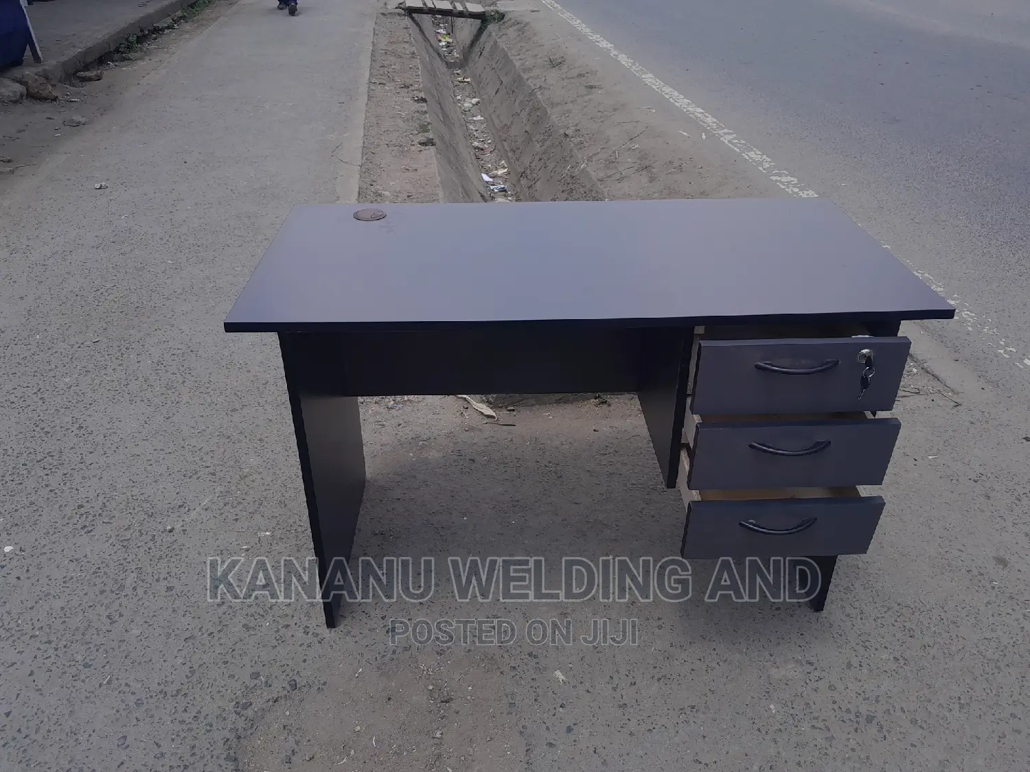 Office Desk