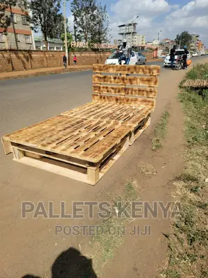 Pallet Bed- Blazed 4*6 Bed With Drawers. (9#)
