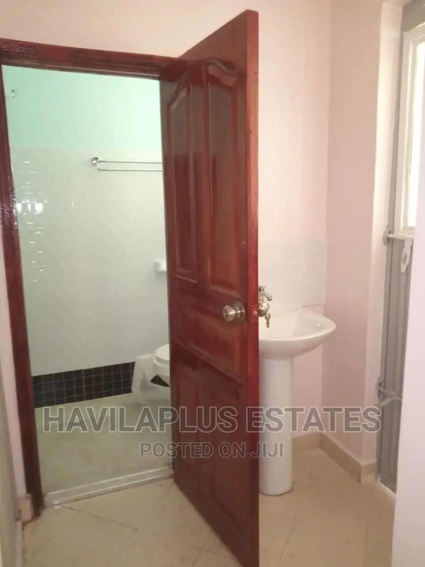 1bdrm Apartment in 83 Park Court, Complex Utawala for rent