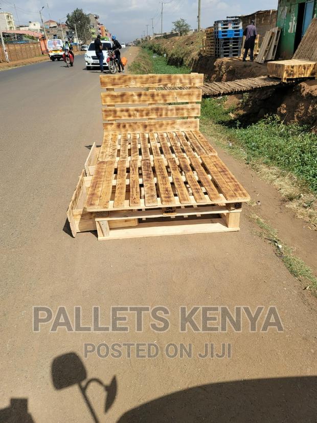 Pallet Bed- 4*6 Blazed Bed With Drawers.(#61)