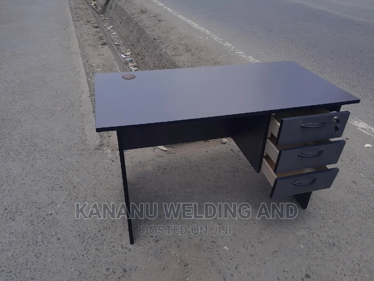 Office Desk