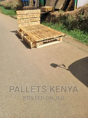 Pallet Bed- Blazed 4*6bed With Drawers.#64