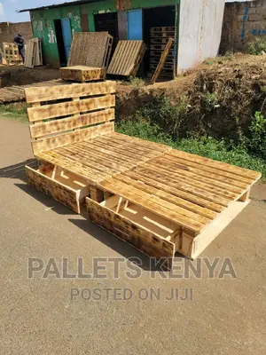 Pallet Bed- Blazed 4*6bed With Drawers. #96