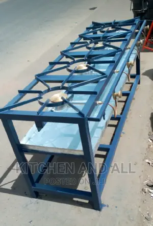 Gas Cooker With a Tray