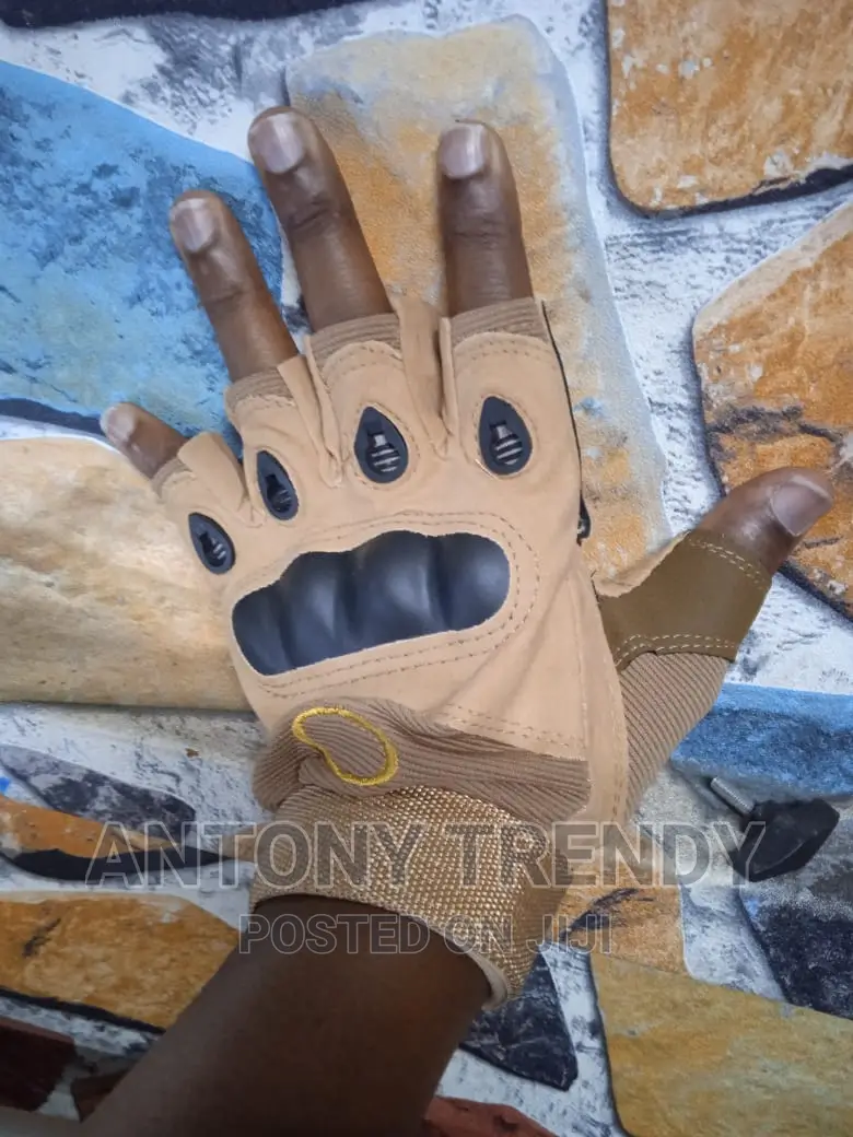 Hand Gloves Millitary Model