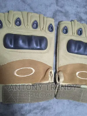Hand Gloves Millitary Model