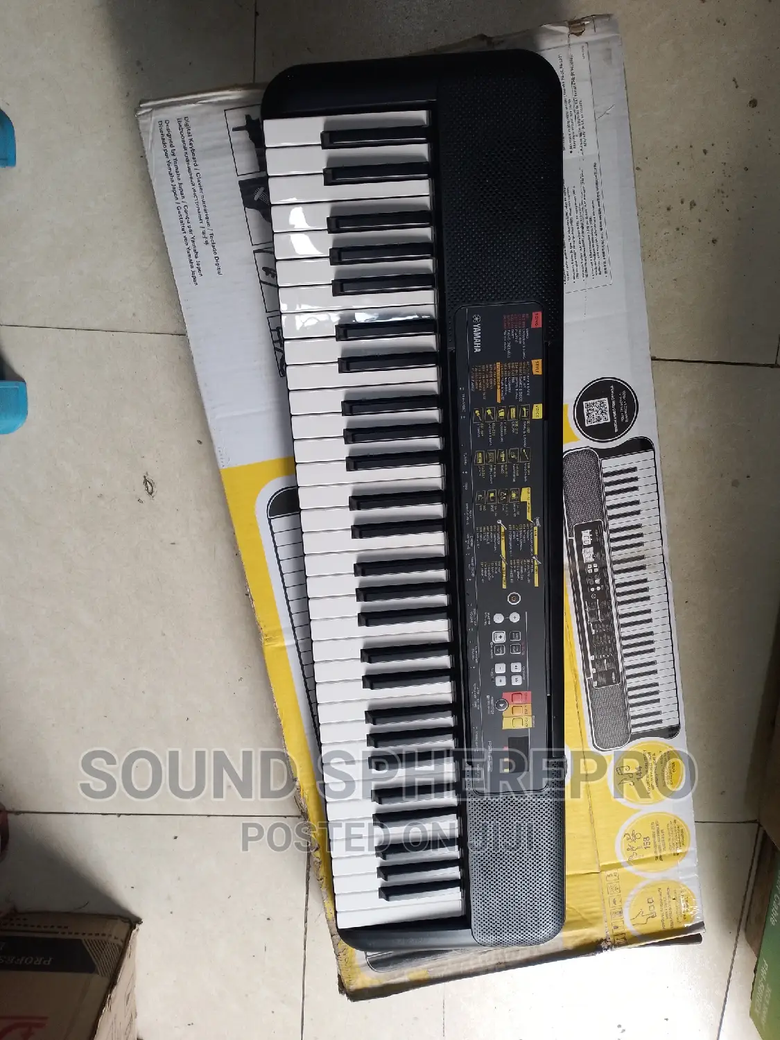 Yamaha PSR-F52 61 Keyboard