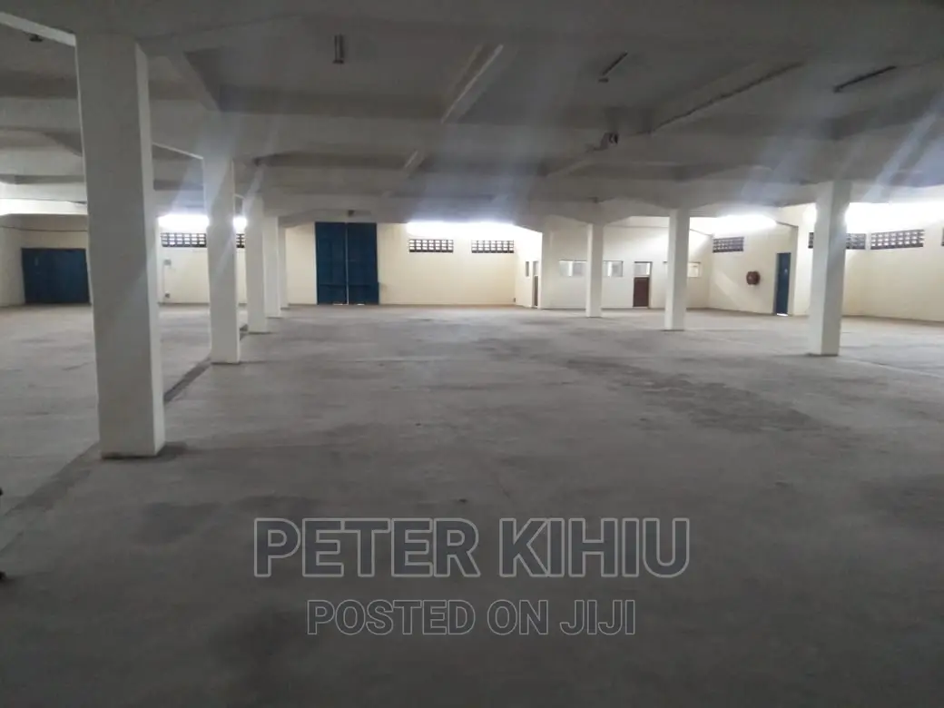 Godown to Let 710sqft on 1st Floor Off Enterprise Rd