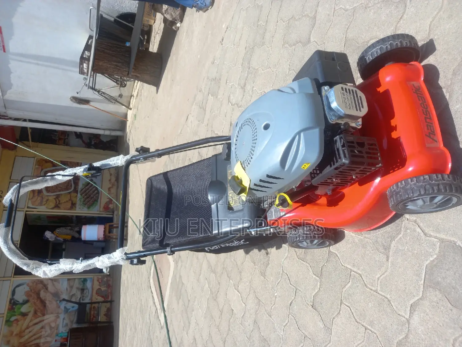 High Quality of Lawnmower Available