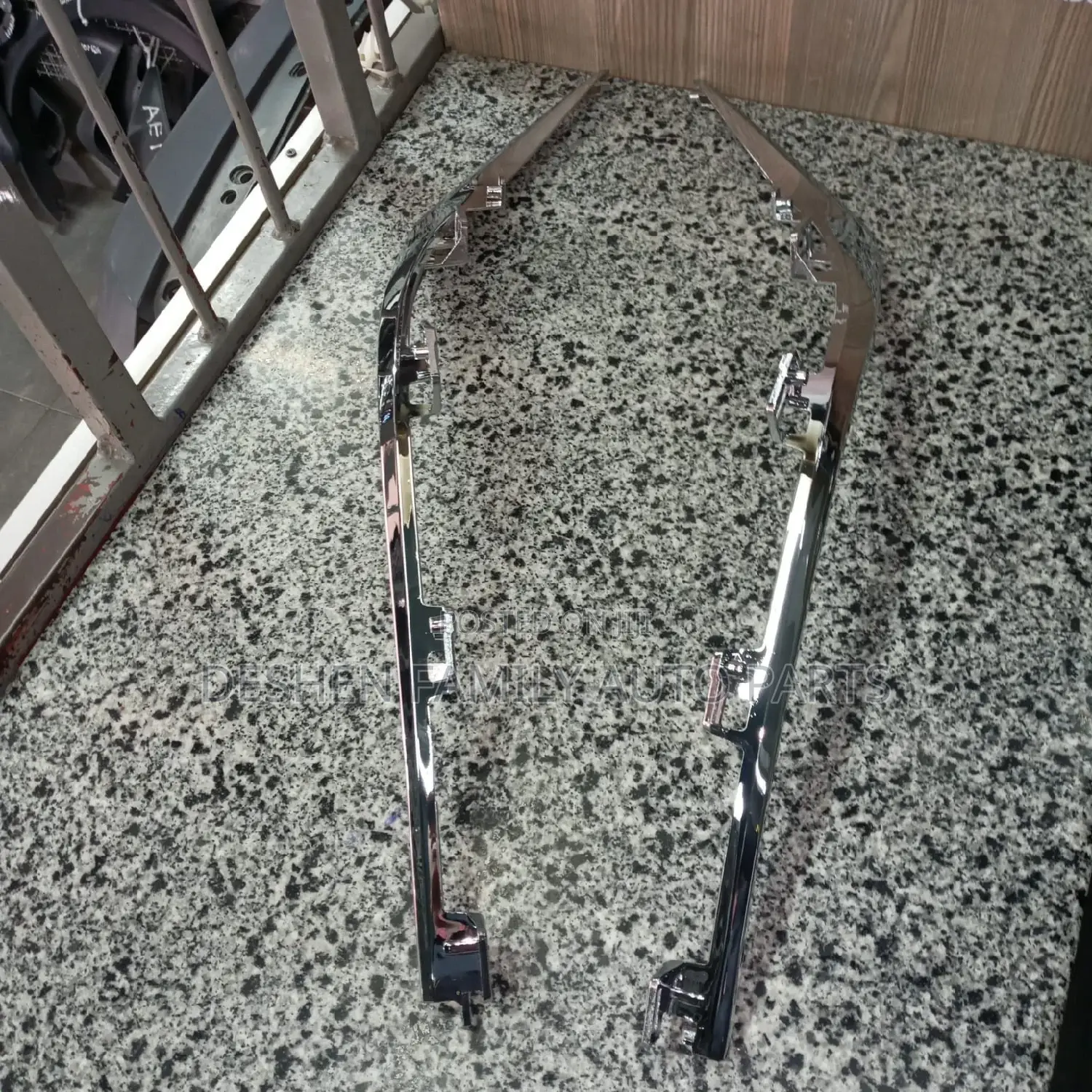 Axela Grill Panel /Moulding/ Chrome