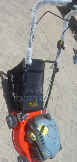 Lawn, Lawnmower Machines