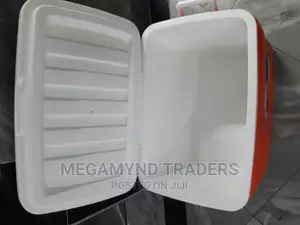 61-Litre Cooler Box/Camping Cooler Box