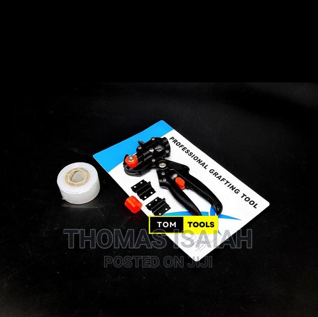 Professional Grafting Tool Kit With 600m Grafting Tape - main view