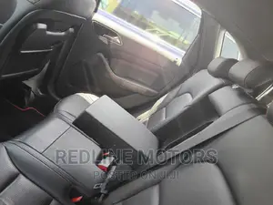 Mercedes-Benz B-Class 2016 Black