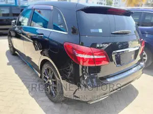 Mercedes-Benz B-Class 2016 Black