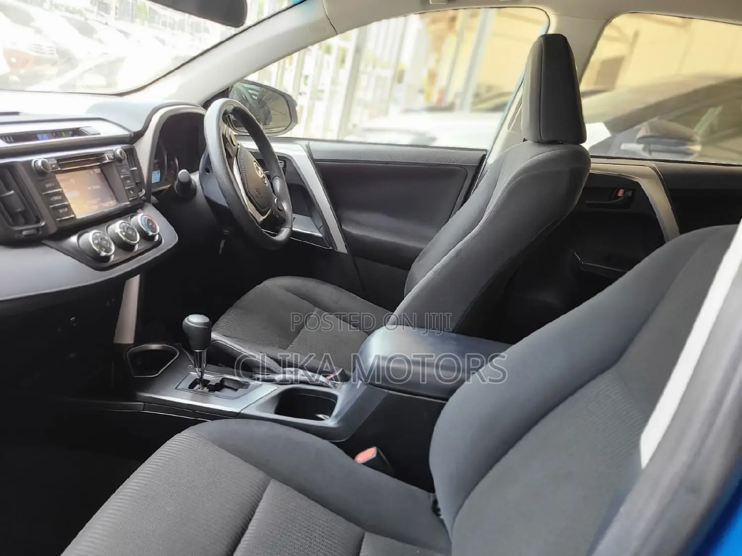 Toyota RAV4 2016 Blue