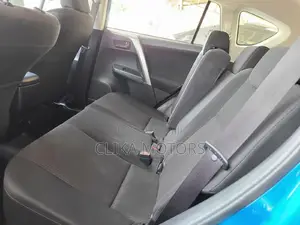 Toyota RAV4 2016 Blue