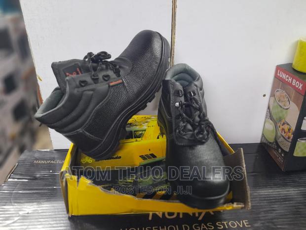 Safety Boot Size 38-40.
