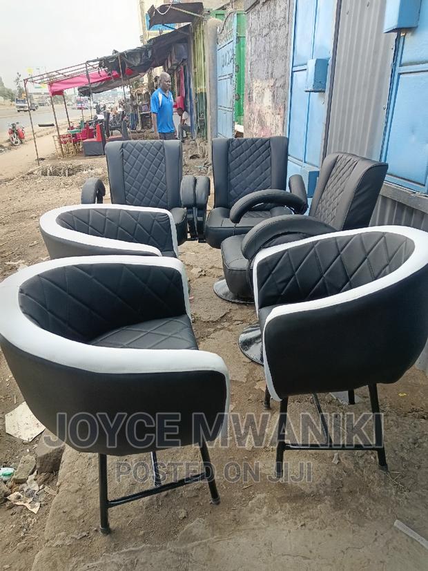 3 Big Styling Chairs and 3 Small Ones. - main view