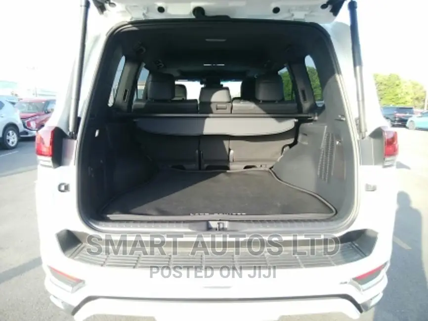 New Toyota Land Cruiser 2021 Pearl