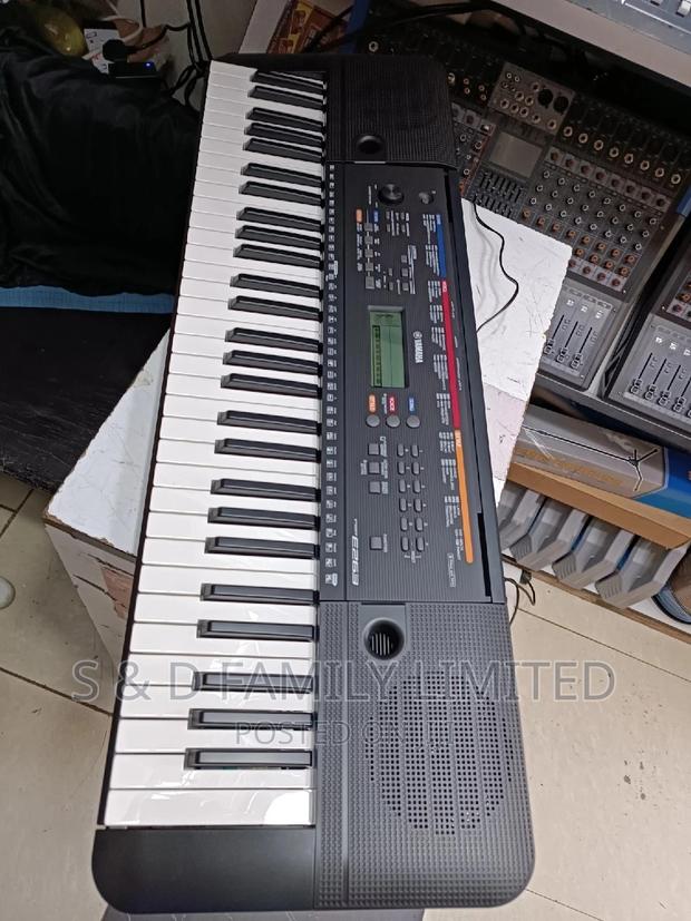 Yamaha PSR E263 Electronic Keyboard - thumbnail 3