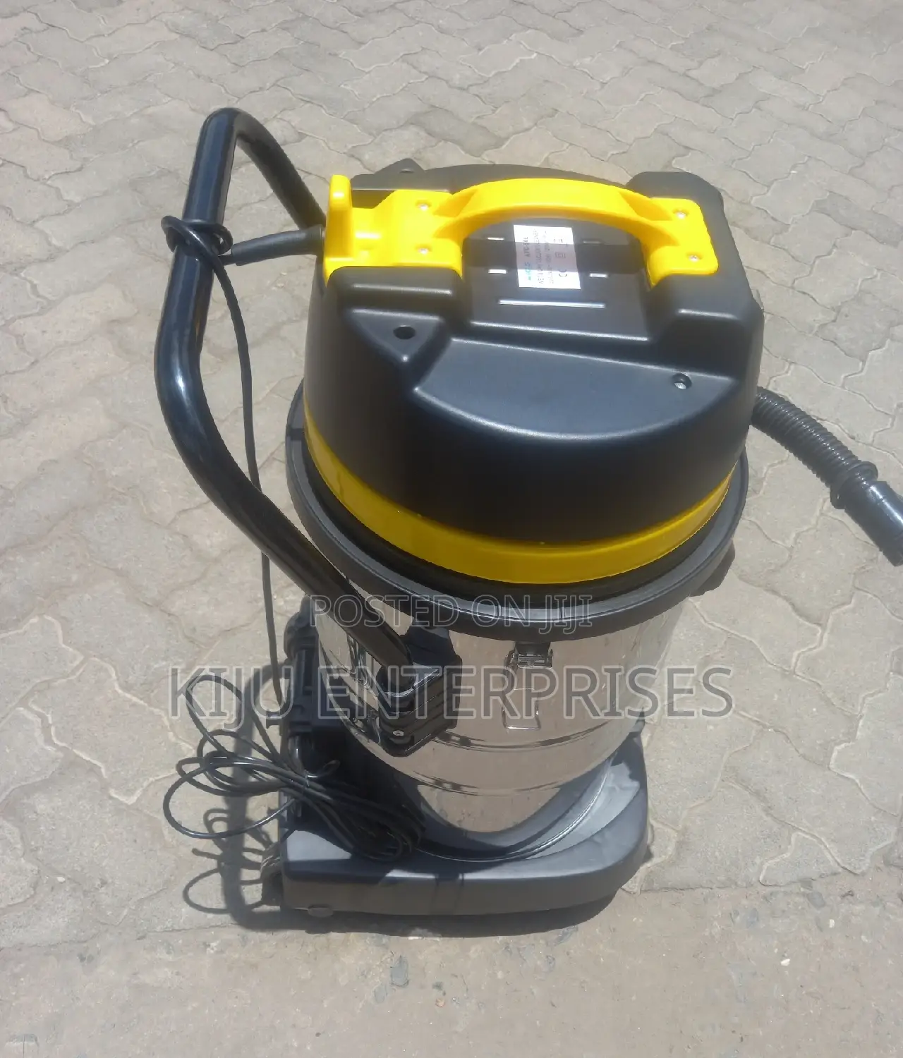 Vaccum Cleaner Available Vaccum
