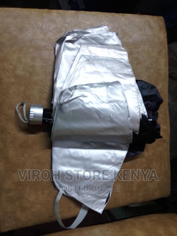 Foldable Pocket Umbrella Small Size Unisex Umbrella - thumbnail 4