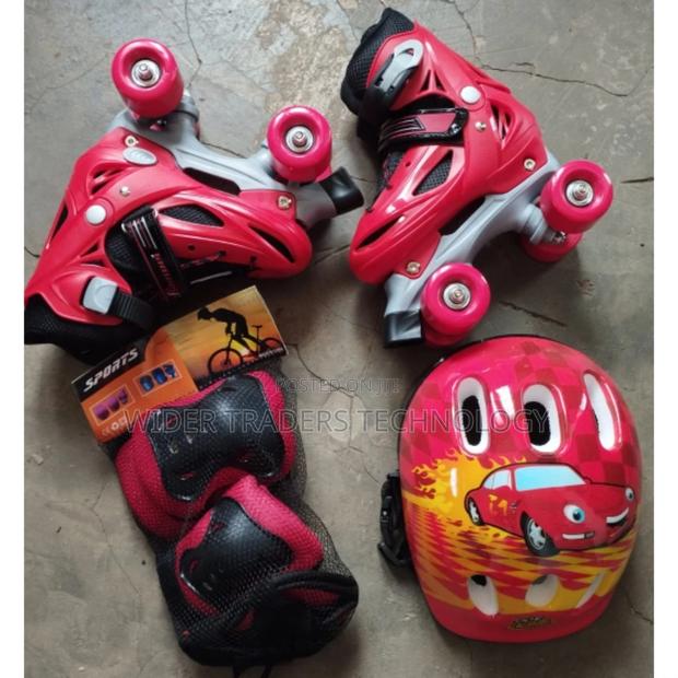 4 Wheel Skates Full Set - main view