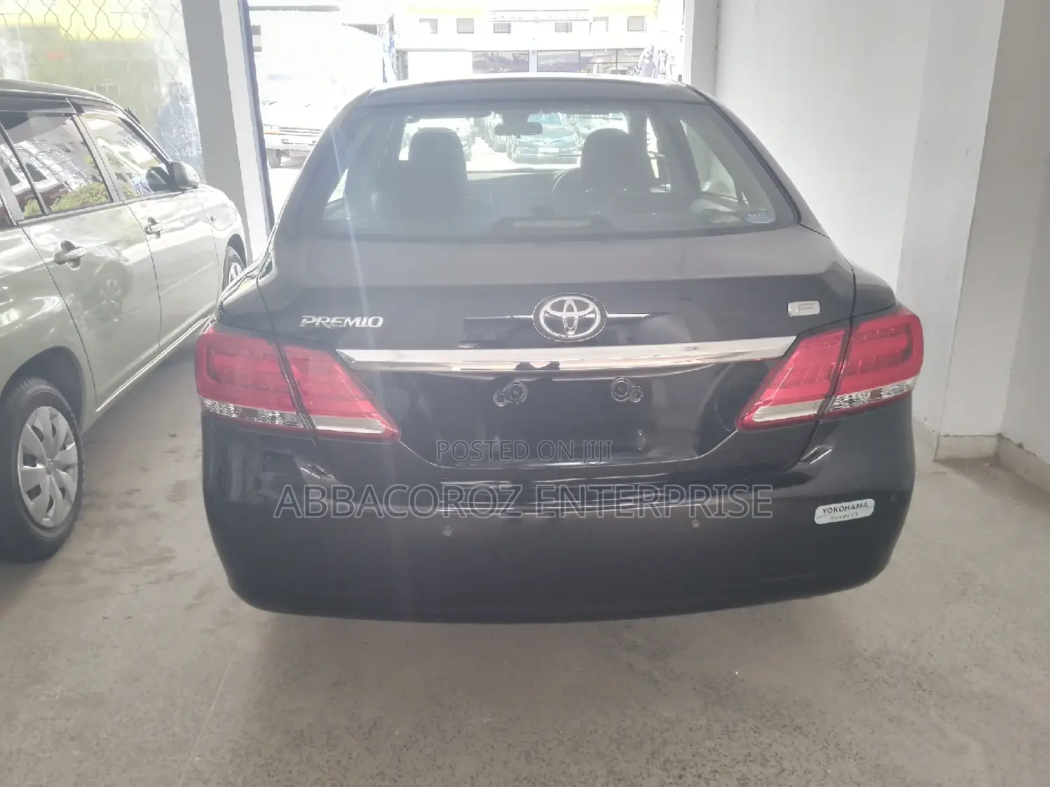 Toyota Premio 2017 Black