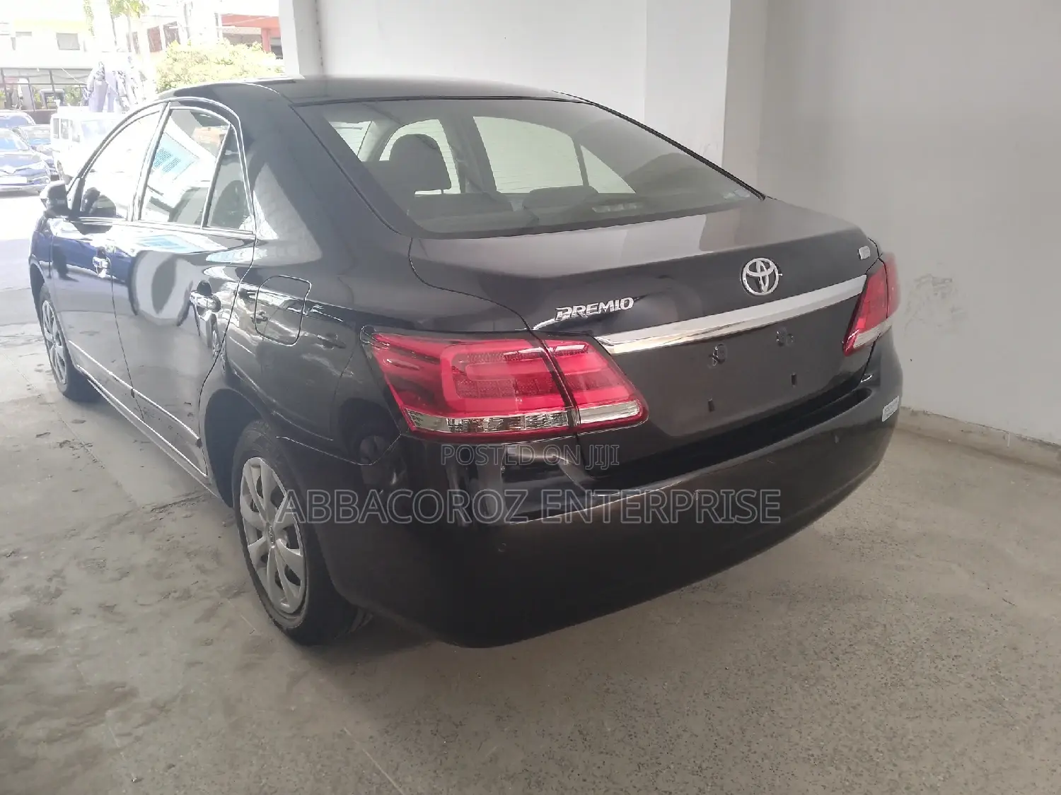 Toyota Premio 2017 Black