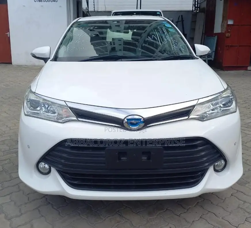 Toyota Corolla Fielder 2016 White