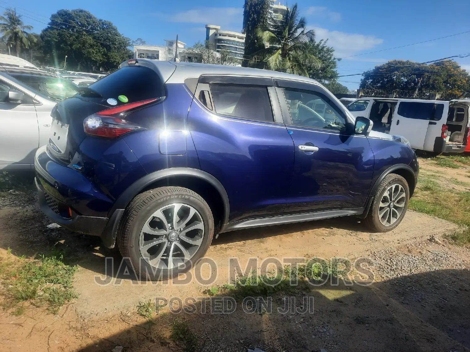 Nissan Juke S FWD 2016 Blue