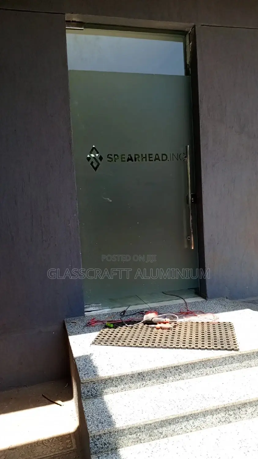 Self Stand Framless Door