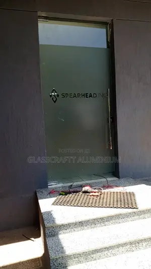 Self Stand Framless Door