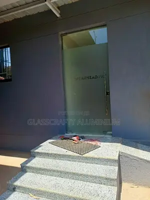 Self Stand Framless Door