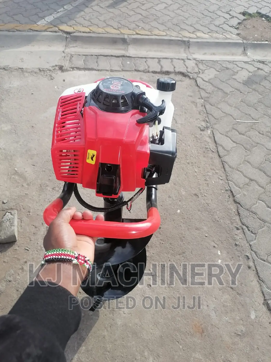 Petrol Powered Earth Auger Machine -Quality Assured