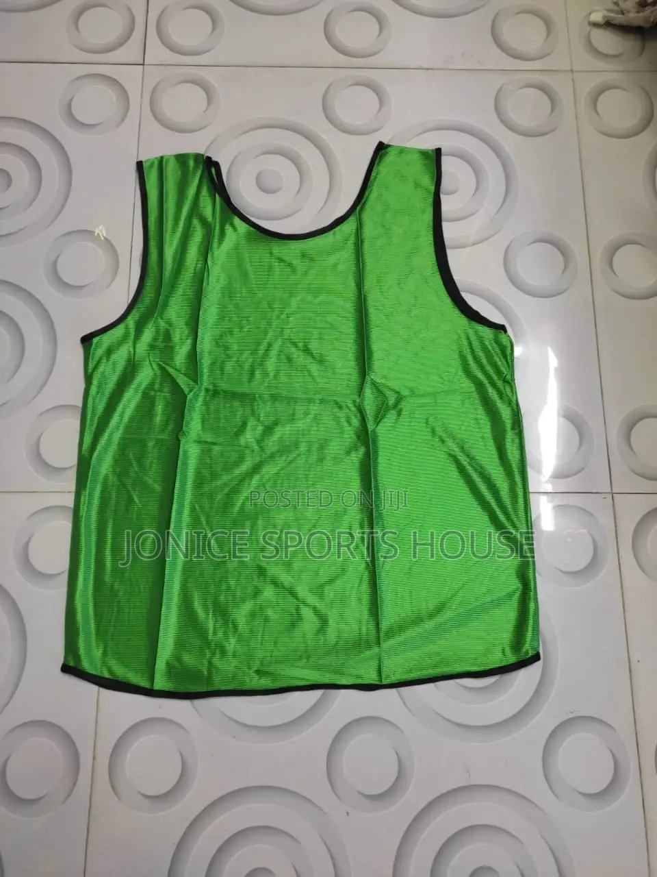 Open/Closed Football Training Bibs