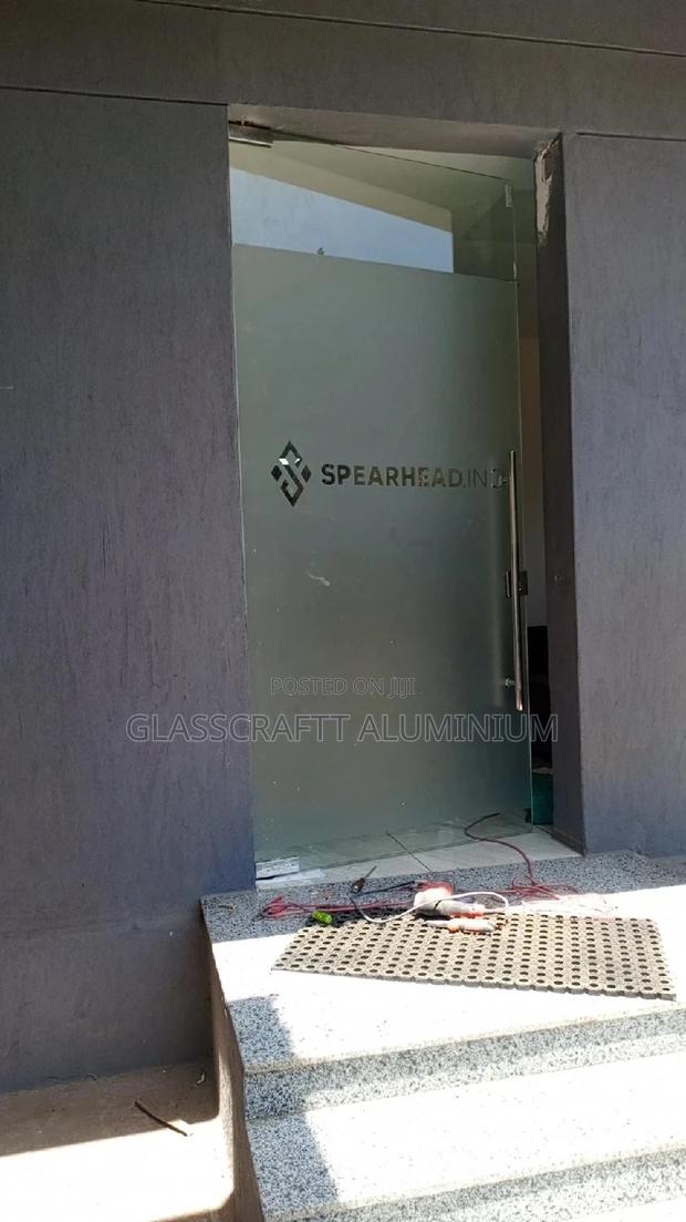 Self Stand Framless Door - thumbnail 13