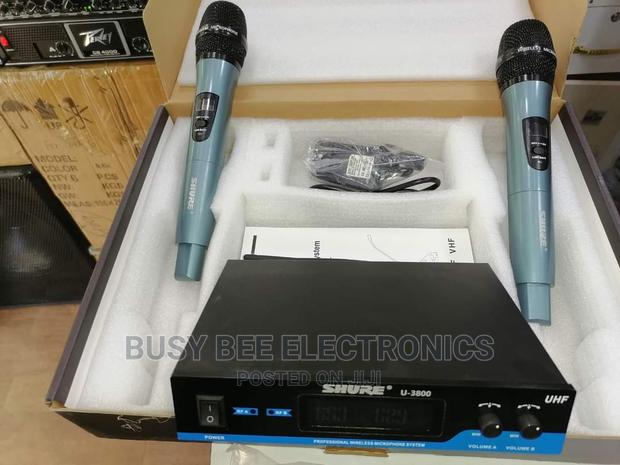 U 3800 Shure Cordless Microphone - main view