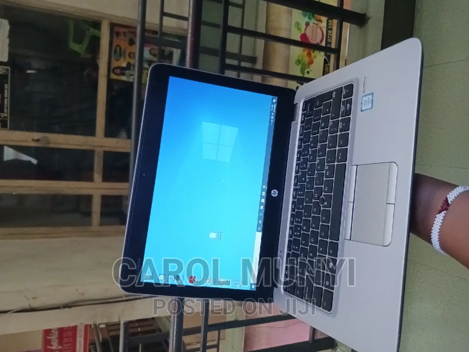 New Laptop HP EliteBook 820 G3 8GB Intel Core I5 SSD 256GB