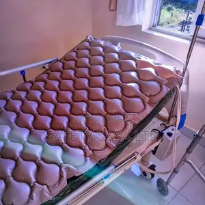 Patient Hospital Bed Ripple Mattress: Air Mattress Bedsore