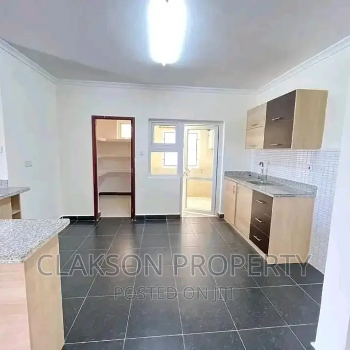 2bdrm Apartment in Azeru Road, Lavington for rent