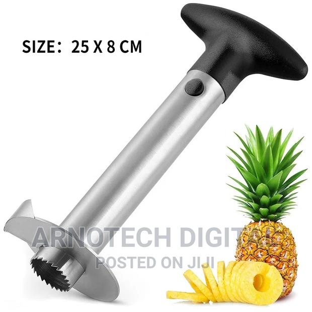 Stainless Steel Pineapple Corer / Slicer - thumbnail 3