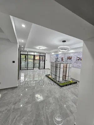 3bdrm Apartment in Valley Arcade, Lavington for sale