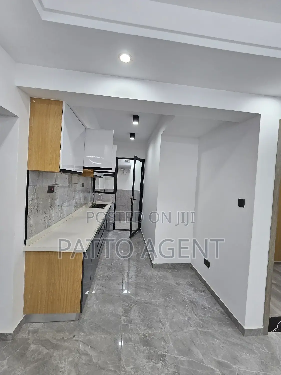 3bdrm Apartment in Valley Arcade, Lavington for sale
