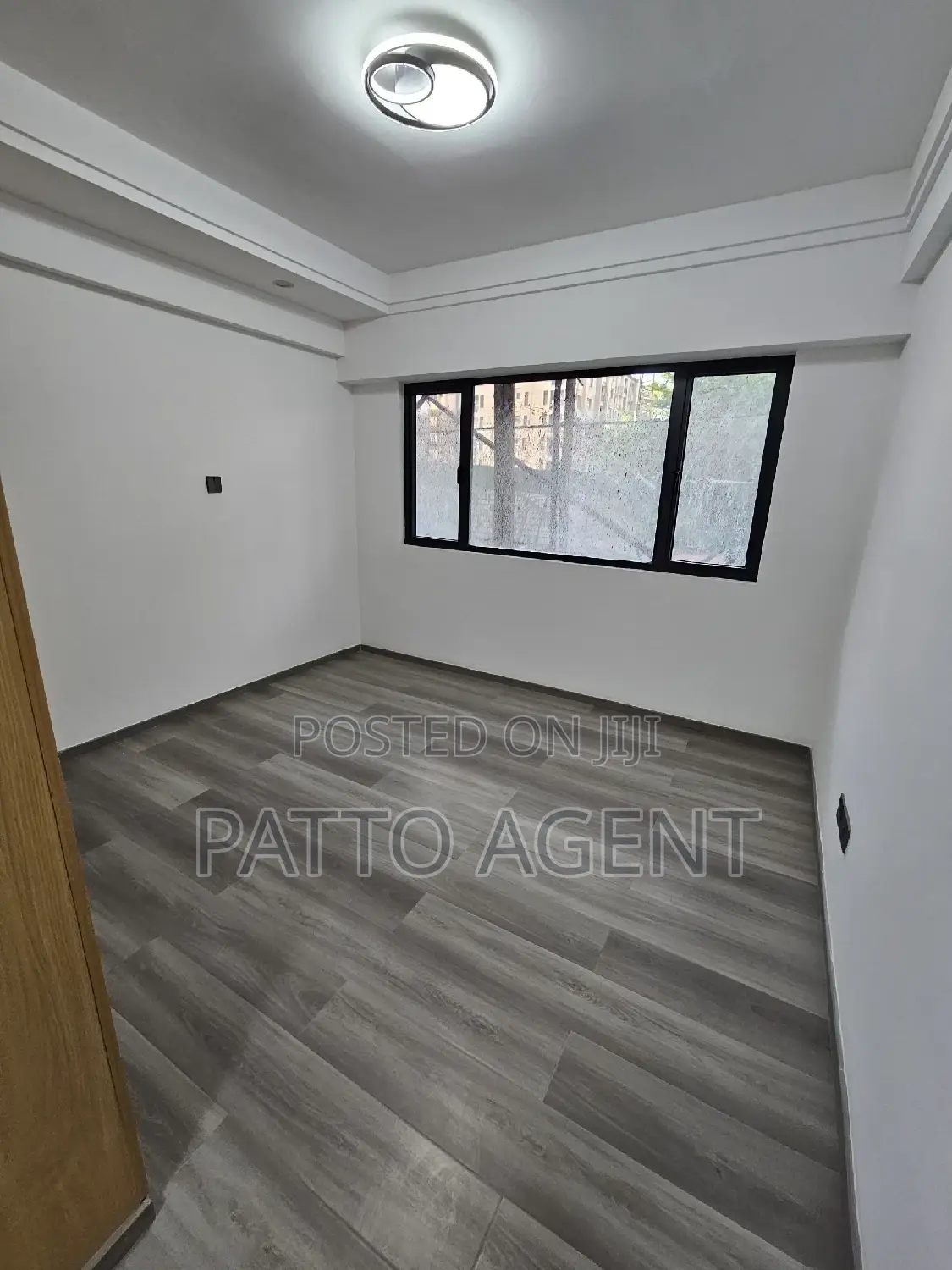 3bdrm Apartment in Valley Arcade, Lavington for sale