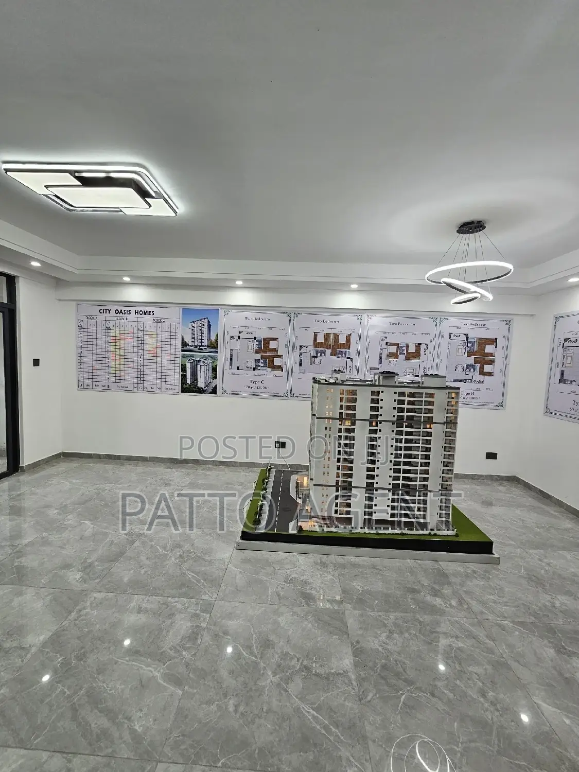 3bdrm Apartment in Valley Arcade, Lavington for sale